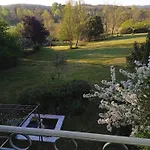 Le Jardin D'anna Oda ve Kahvaltı 3*
