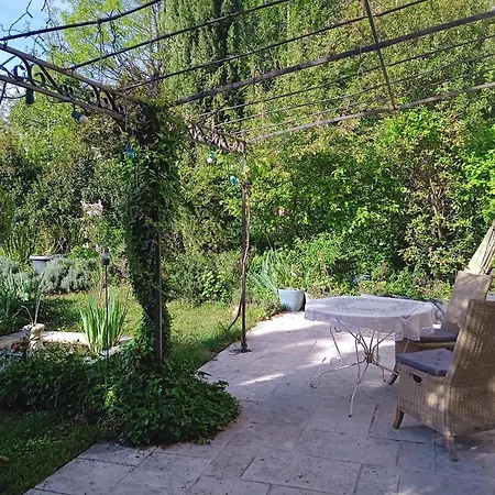 Bed and Breakfast Le Jardin D'anna 3*