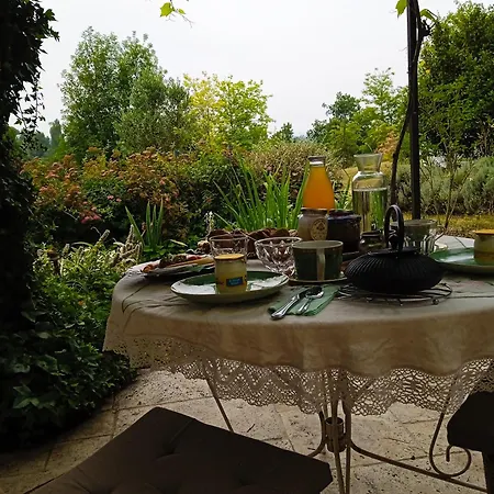 Bed and Breakfast Le Jardin D'anna 3*